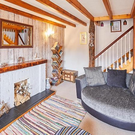 Host & Stay - Oldcorn Cottage Уитби Экстерьер фото